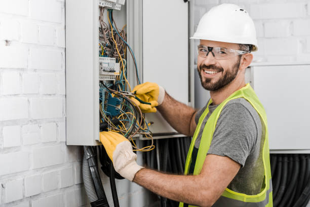Best Licensed Electrician  in River Oaks, TX