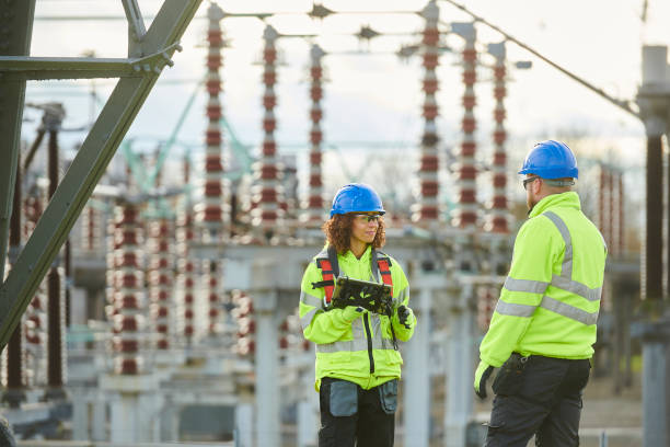 Best Emergency Electrical Repair  in River Oaks, TX